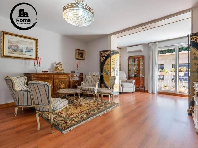 Ático en venta en Granada, Centro Sagrario. Ático junto a Constitución. Áticos.