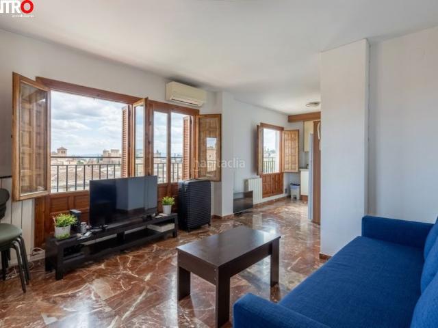 Ático en venta en Granada, San Matías Realejo. Ático junto a Plaza Isabel La Católica. Áticos.