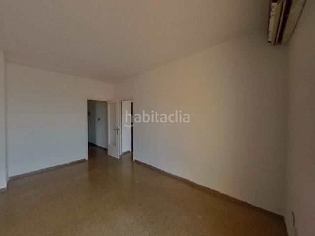 Ático en venta en Granollers, Joan Prim. Amplio piso en C Girona, 4 hab, terrazas, Granollers. Áticos.