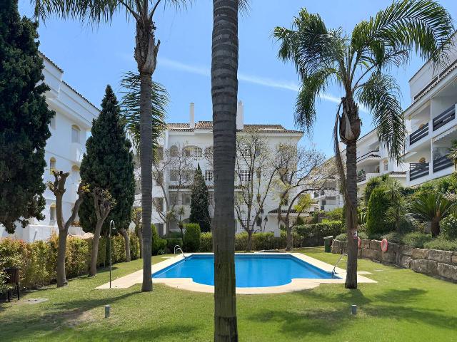 Ático en Venta en Guadalmina Baja