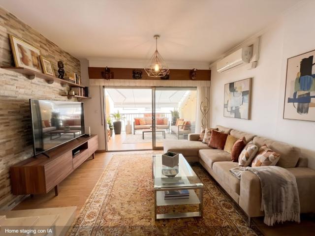 Ático en venta en Guardamar del Segura, Guardamar Playa. Ático céntrico y espacioso de 2 plantas, a tan solo 100 m de la playa!. Áticos Guardamar del.