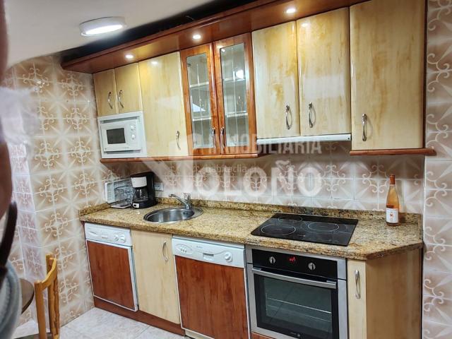 Ático en venta en Haro. Piso reformado cerca de la plaza de la Paz. Áticos.