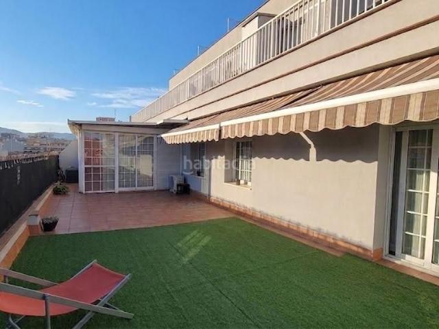 Ático en venta en Hospitalet de Llobregat L´, Centre. Ático inigualable reformado con terraza y 4 habitaciones en el corazón de LHospitalet. Áticos Hospitalet de Llobregat.