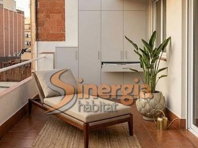 Ático en venta en Hospitalet de Llobregat, L´, de 31 m² 1 habitación por 174.000