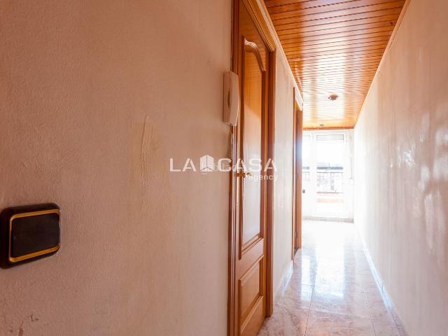 Ático en venta en Hospitalet de Llobregat L´, Santa Eulàlia. ATICO IDEAL EN HOSPITALET. Áticos Hospitalet de Llobregat.