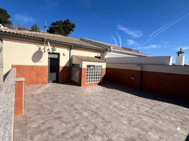 Ático en Venta en Huelma