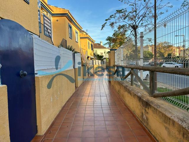 Ático en venta en Islantilla, Islantilla Golf. Venta de Vivienda en Urb. Las Cigüeñas, Islaantilla. Áticos.