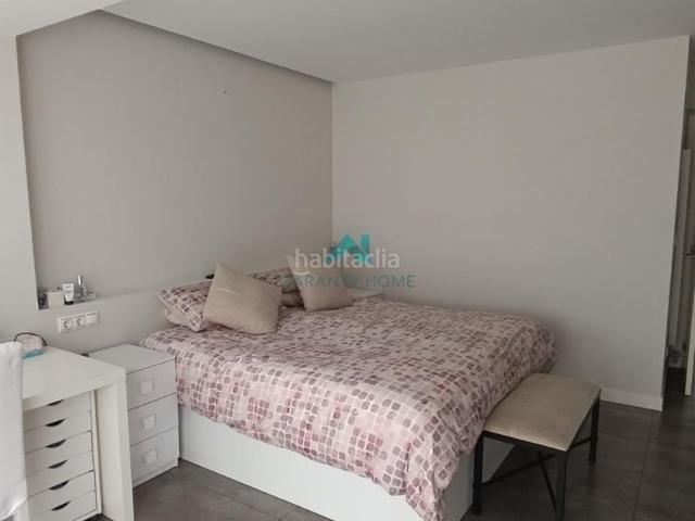 Ático en venta en Laredo, Centro. Se vende piso en Laredo. Áticos.