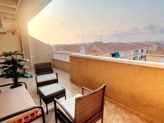 Ático en Venta en Las Piscinas Naturales