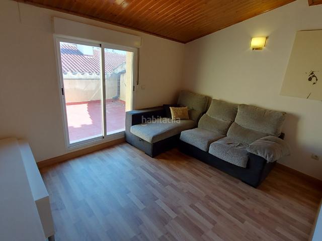 Ático en venta en Logroño, Casco Antiguo. Ático en el Casco Antiguo de Logroño con amplia terraza y un dormitorio. Áticos.