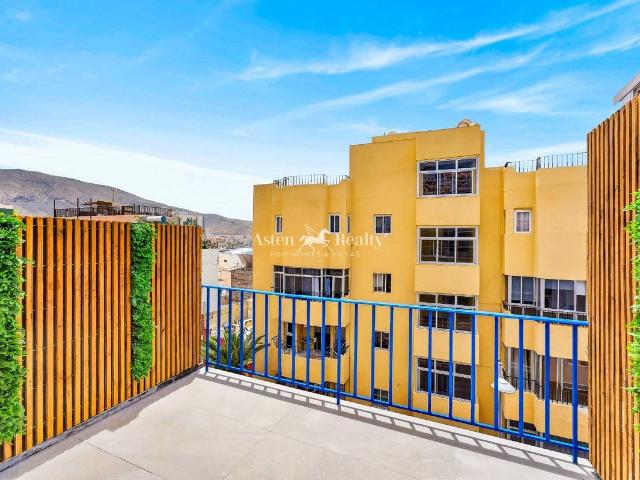 Ático en Venta en Los Cristianos