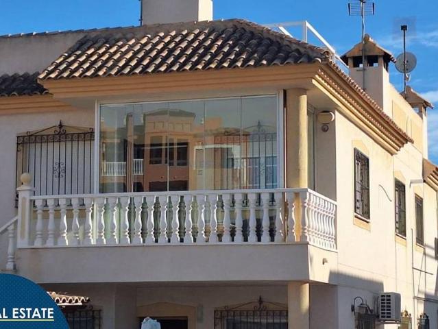Ático en Venta en Los Almendros