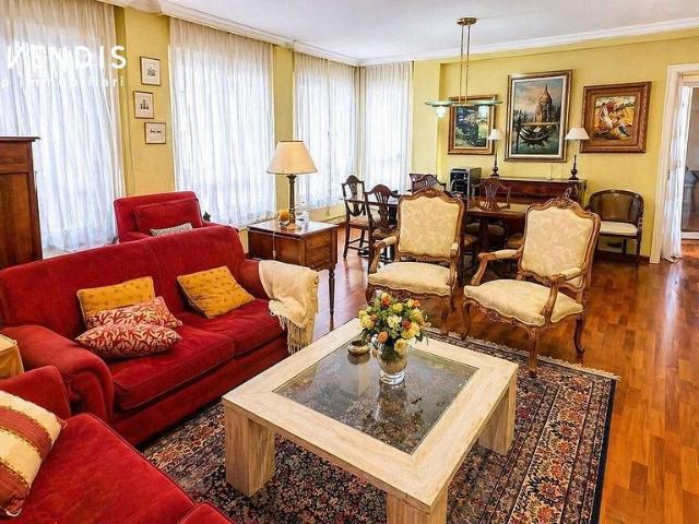 Ático en venta en Lleida, de 156 m² 4 habitaciones por 375.000