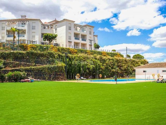 Ático en venta en Manilva, La Duquesa. Ático de 2 dormitorios con vistas al mar en Manilva. Áticos.