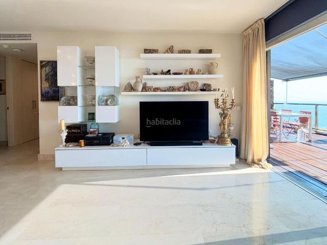 Ático en venta en Manilva, Puerto de la Duquesa. ? Ático con Espectaculares Vistas Panorámicas al Mar entre Sotogrande y La Duquesa. Áticos.