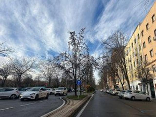Ático en venta en Madrid, Acacias. Ático en venta. Áticos.