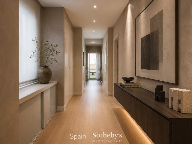 Ático en venta en Madrid, Goya. Ático con proyecto de reforma y terraza en Distrito Retiro. Áticos.
