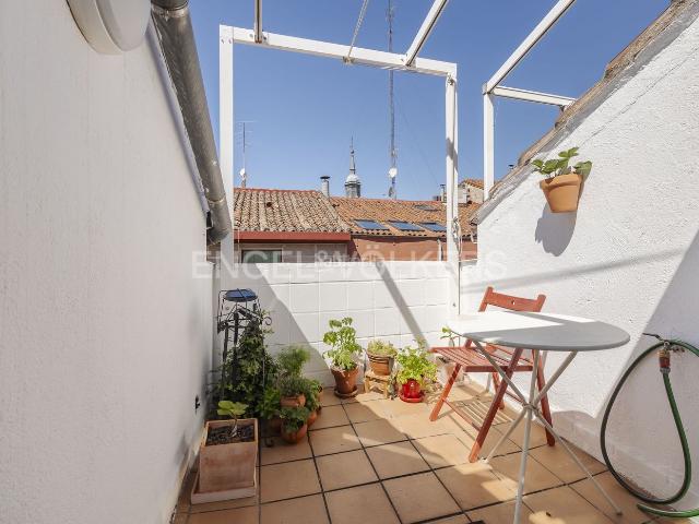 Ático en venta en Madrid, Justicia Chueca. Precioso ático con terraza en Justicia prime. Áticos.
