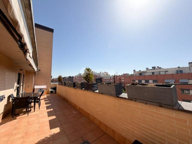 Ático en venta en Madrid, Montecarmelo. Ático en venta en Madrid. Áticos.