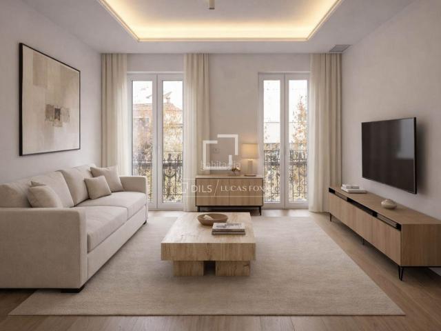 Ático en venta en Madrid, Pacífico. Ático con increíble terraza completamente reformado en venta en Pacífico, Madrid. Áticos.
