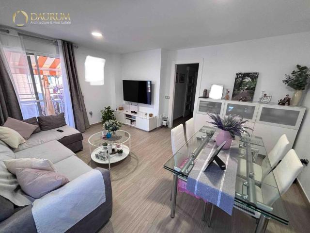 Ático en venta en Málaga, Guadalmar. MARAVILLOSO ÁTICO DE 3 HABITACIONES EN GUADALMAR, CON VISTAS AL MAR. Áticos.