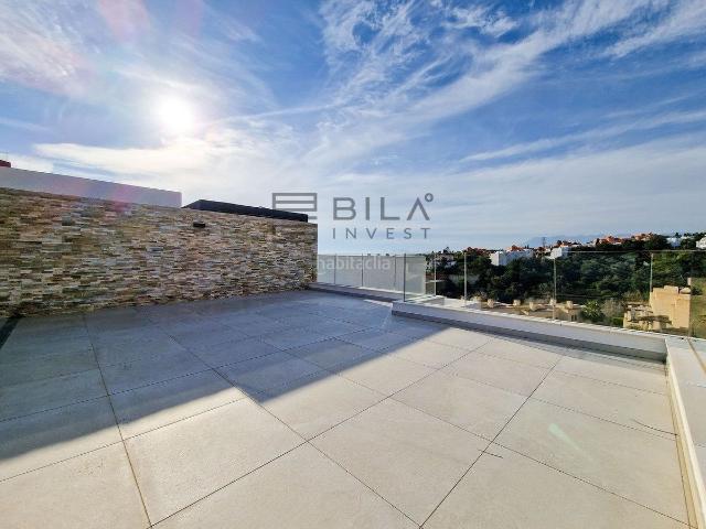Ático en venta en Marbella, Cabopino Artola. Dúplex en venta en Artola Homes, Artola en Marbella. Áticos.