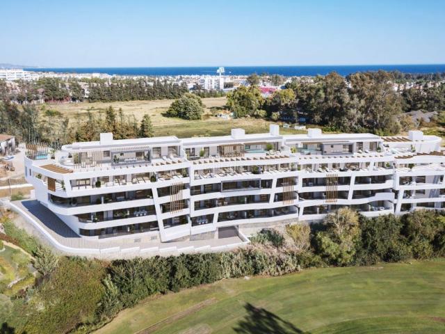 Ático en venta en Marbella, Guadalmina Alta. Ático de 3 dormitorios y 3 baños en Guadalmina Alta, Marbella. Obra Nueva. Áticos.