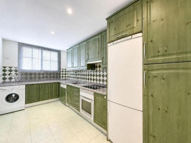 Ático en venta en Marbella, Guadalmina Alta. Elegante ático dúplex en comunidad cerrada Ribera de Guadalmina, Guadalmina Alta. Áticos.
