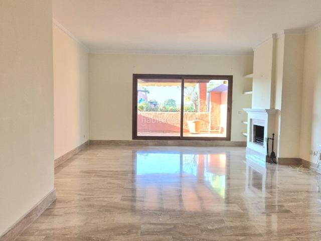 Ático en venta en Marbella, Guadalmina Baja. Ático dúplex de Lujo con Espectacular Solárium en Guadalmina Baja, Marbella. Áticos.