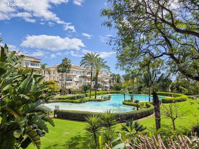 Atico en Venta en Marbella, Málaga