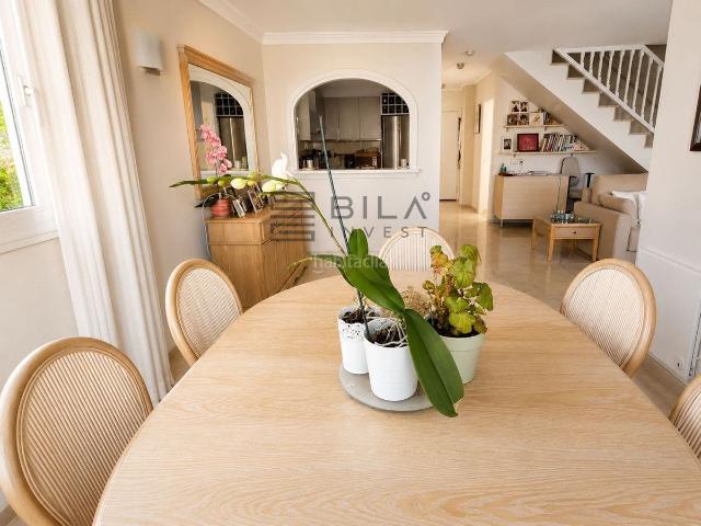 Ático en venta en Marbella, Marbesa. Ático en venta en 1ª Linea de Playa en Urb. Playa Real, Marbesa, Marbella. Áticos.