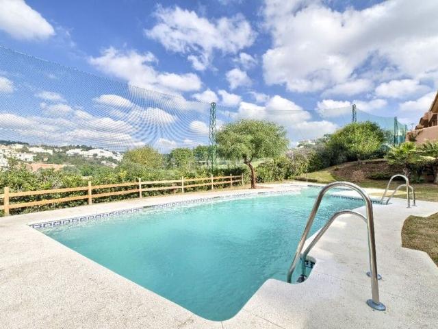 Ático en venta en Marbella, Nagüeles Alto. Áticos.