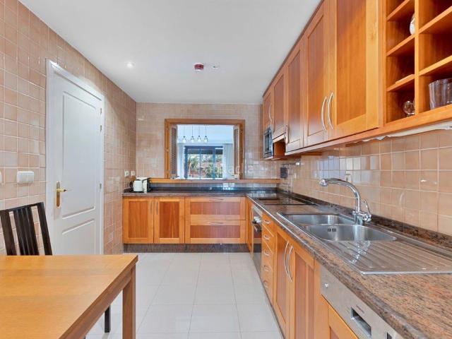 Ático en venta en Marbella, Nueva Alcántara. San pedro de Alcantara. Áticos.