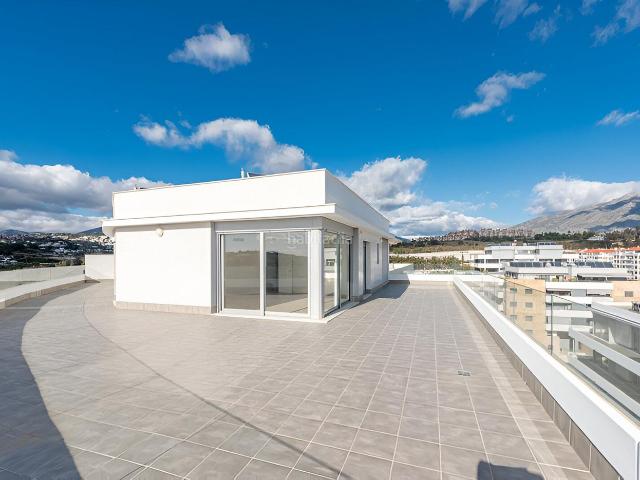 Ático en venta en Marbella, Nueva Andalucía centro. Ático en venta en Nueva Andalucía. Áticos.