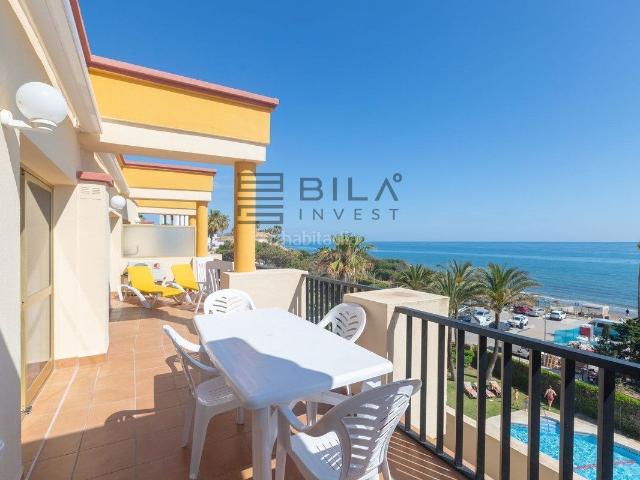 Ático en venta en Marbella, Romana Playa. Ático en venta en 1 ª Linea de playa en Romana Playa, Elviria. Áticos.