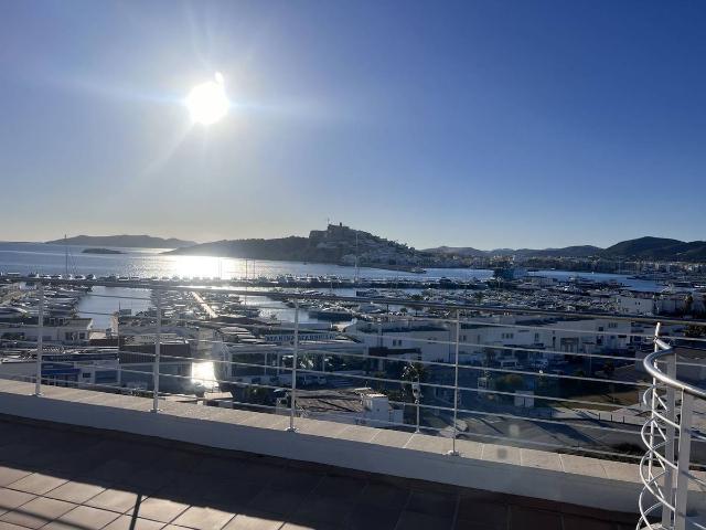 Ático en Venta en Marina Botafoc Platja de Talamanca