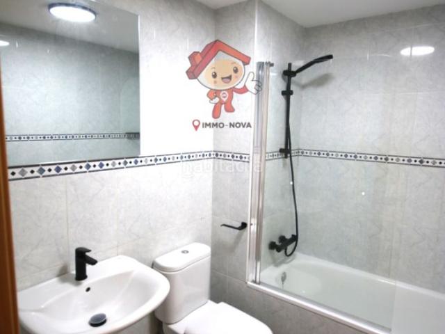 Ático en venta en Mataró, Centre. Ático dúplex con gran terraza privada y mucha luz natural. Áticos.