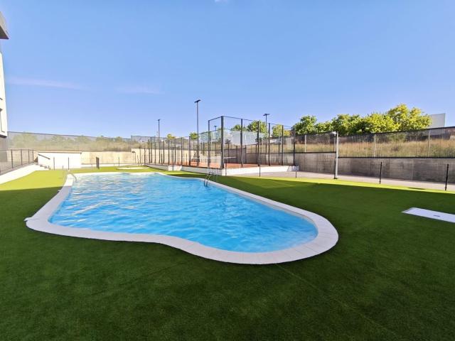 Ático en venta en Mérida, Oeste. ÁTICO DE OBRA NUEVA A ESTRENAR EN LA ZONA MÁS DEMANDADA DE MÉRIDA!. Áticos.
