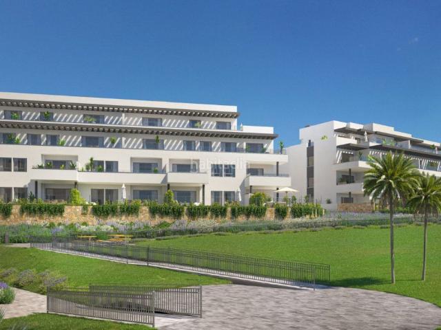Ático en venta en Mijas, El Faro de Calaburra Chaparral. ATICO FRENTE A LA PLAYA, CON 90M2 DE TERRAZA, ORIENTADO AL SUR Y CON MAGNIFICAS VISTAS AL MAR !. Áticos.