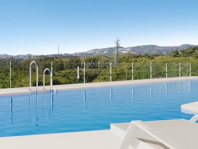 Ático en venta en Mijas, Hipódromo Cerrado del Águila. Fantástico ÁTICO con vistas al mar de 2 dormitorios con 64 m2 terraza. Áticos.