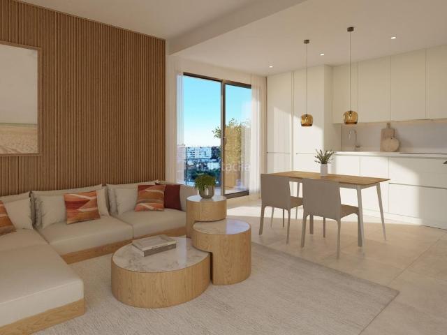 Ático en venta en Mijas, Las Flores. Ático exclusivo en venta en Las Flores, Mijas con terraza de 100 m2 y orientación sureste. Áticos.