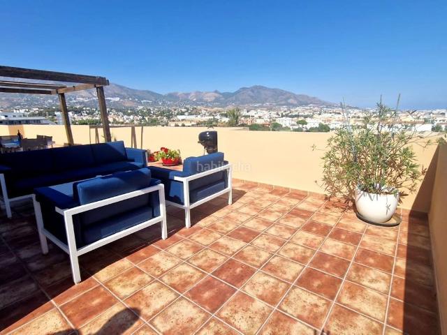 Ático en venta en Mijas, Los Ríos. Magnífico y amplio ático con garaje, ascensor privado y piscina comunitaria. Áticos.
