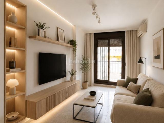 Ático en venta en Montcada i Reixac, Montcada Centre La Ribera. Gran piso de 115 m² con terraza privada 5 habitaciones Potencial para dos viviendas. Áticos Montcada i.