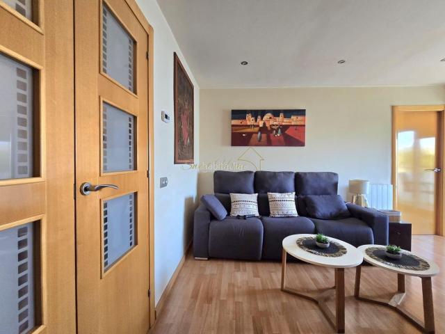 Ático en venta en Montgat. Ático con amplias terrazas y vistas despejadas. Áticos.