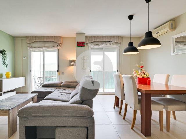 Ático en venta en Mollet del Vallès, Riera Seca. ÁTICO LUMINOSO CON BALCÓN Y 4 HABITACIONES EN CAN PANTIQUET, MOLLET DEL VALLES. Áticos Mollet del.