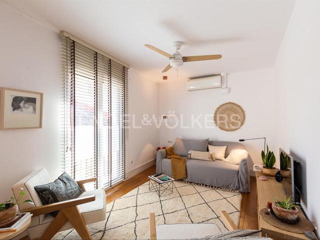 Ático en venta en Navajas. Excelente ático dúplex con dos terrazas. Áticos.