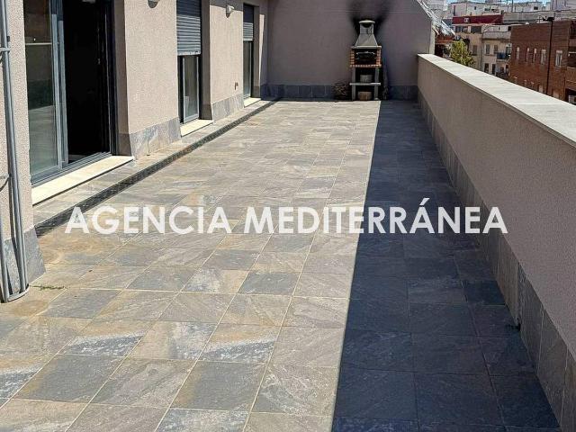 Ático en Venta en Nou Moles