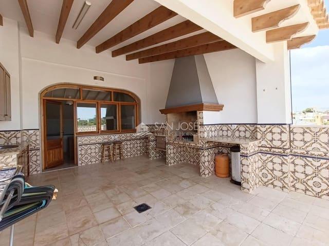 Ático en venta en Novelda, Alicante