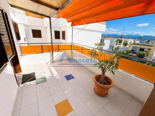 Ático en venta en Oliva, Oliva Playa. Ático con 2 terrazas en la playa de Oliva. Áticos.