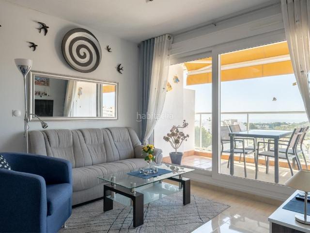 Ático en venta en Orihuela, Villamartín Las Filipinas. ÁTICO MODERNO DE 2 HABITACIONES CON VISTAS AL MAR Y SOLARIUM PRIVADO EN LA AZOTEA VILLAMARTÍN. Áticos.